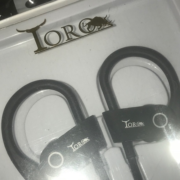 Toro Wireless Headphones Black - Picture 2 of 5